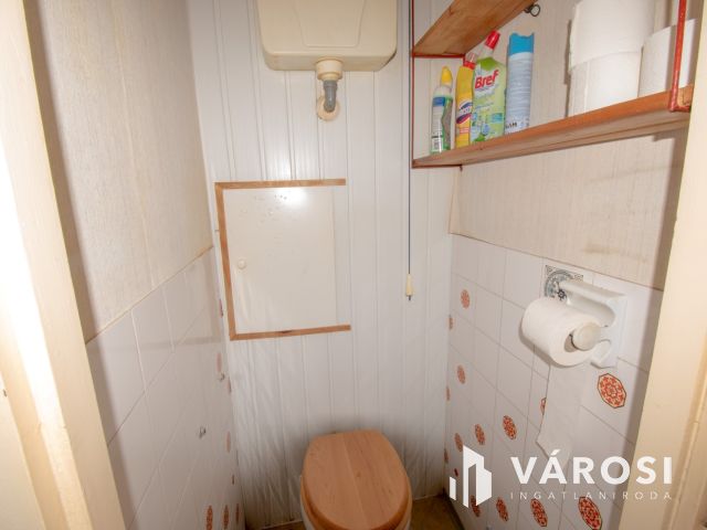 Saját ízlésére formálható 53 m2-es lakás Adyváros szívében